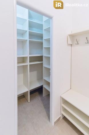 Prodej bytu 2+kk, Hradec Králové, Nerudova, 49 m2