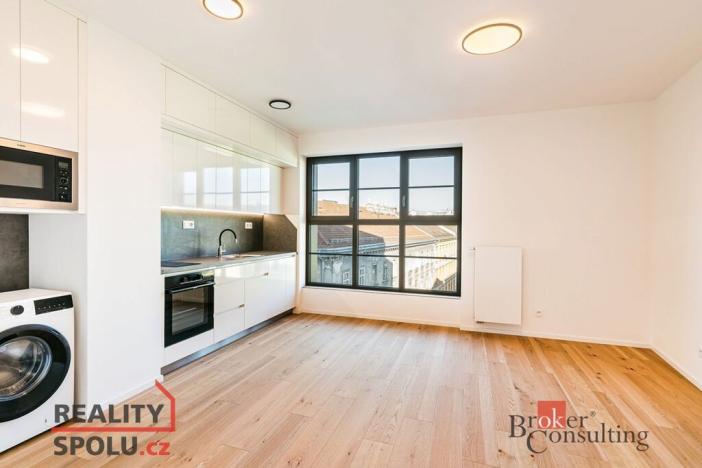 Pronájem bytu 1+kk, Brno - Zábrdovice, Bratislavská, 30 m2