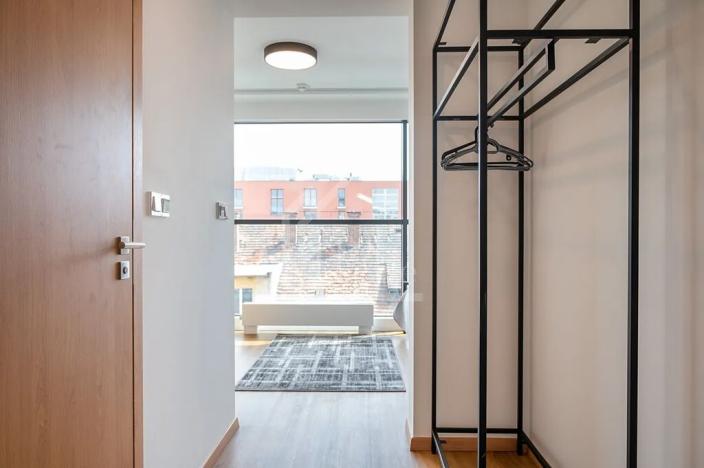 Pronájem bytu 1+kk, Praha - Holešovice, Tusarova, 19 m2