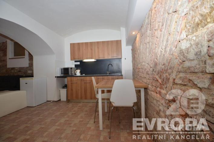 Prodej komerční nemovitosti, Praha - Žižkov, U božích bojovníků, 47 m2