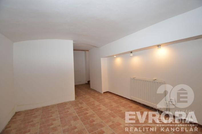 Prodej komerční nemovitosti, Praha - Žižkov, U božích bojovníků, 47 m2