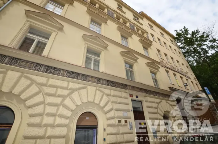 Prodej komerční nemovitosti, Praha - Žižkov, U božích bojovníků, 47 m2