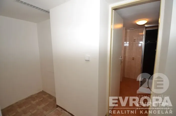 Prodej komerční nemovitosti, Praha - Žižkov, U božích bojovníků, 47 m2