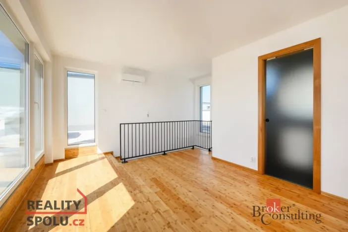 Prodej bytu 3+kk, Plzeň - Skvrňany, Františka Kováříka, 131 m2