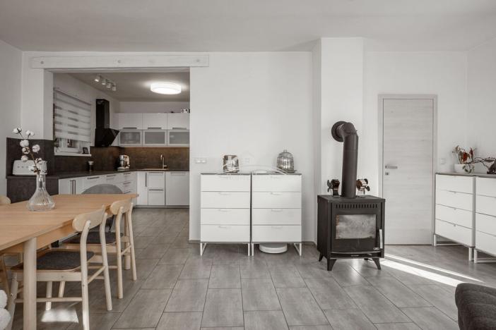 Prodej rodinného domu, Šimanov, 480 m2