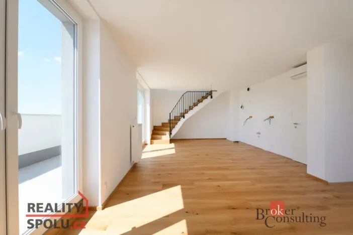 Prodej bytu 3+kk, Plzeň - Skvrňany, Františka Kováříka, 197 m2