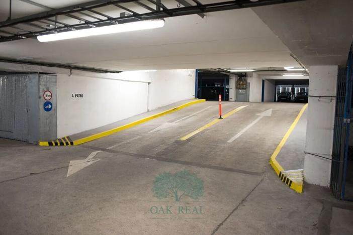 Pronájem garážového stání, Praha - Podolí, Milevská, 14 m2