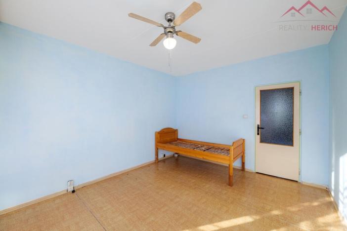 Pronájem bytu 2+1, Chomutov, Kundratická, 65 m2