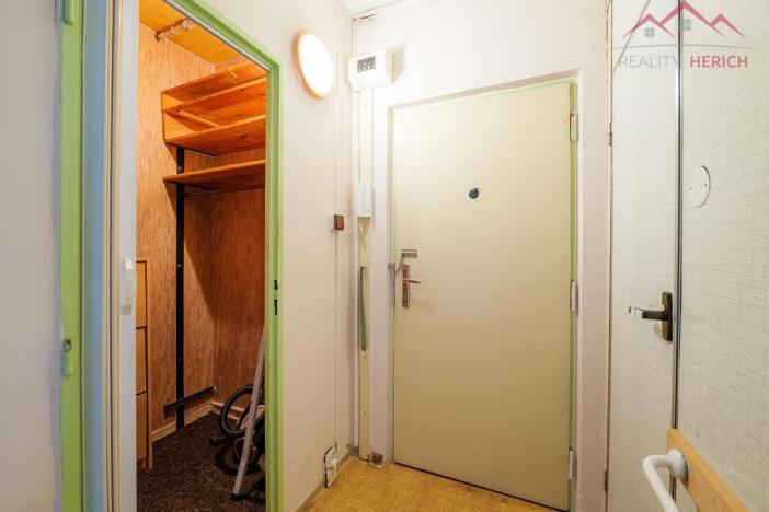 Pronájem bytu 2+1, Chomutov, Kundratická, 65 m2