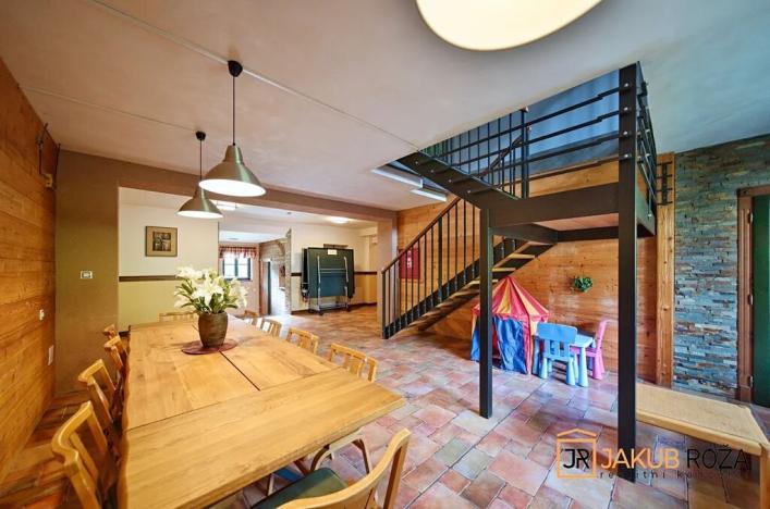 Prodej rodinného domu, Horní Maršov, 483 m2