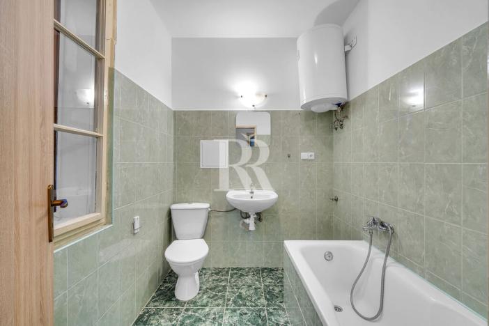 Prodej činžovního domu, Nový Bor, nám. Míru, 507 m2