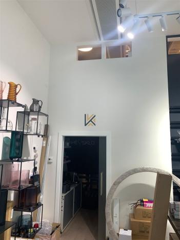 Pronájem obchodního prostoru, Praha - Karlín, Šaldova, 57 m2