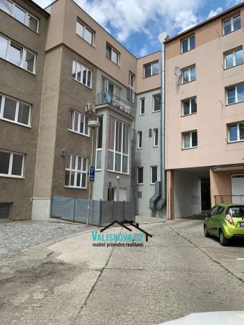 Pronájem kanceláře, Kroměříž, 110 m2