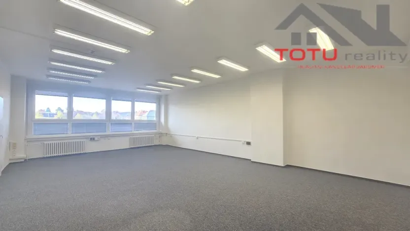 Pronájem kanceláře, Chrudim, Palackého třída, 61 m2