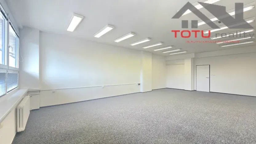 Pronájem kanceláře, Chrudim, Palackého třída, 61 m2
