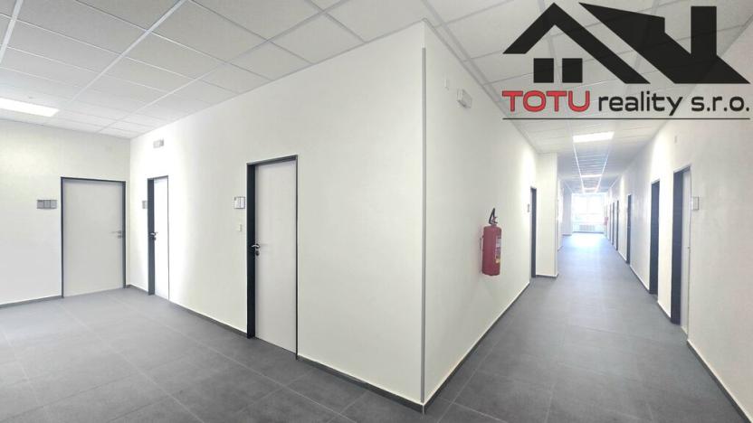 Pronájem kanceláře, Chrudim, Palackého třída, 40 m2