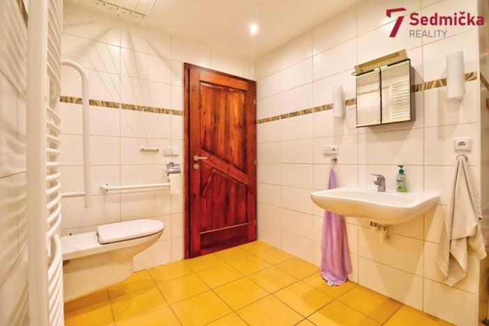 Prodej rodinného domu, Věcov, 318 m2