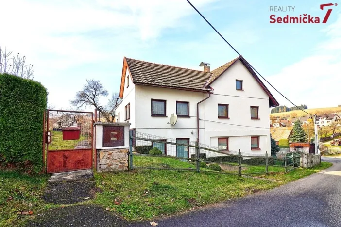 Prodej rodinného domu, Věcov, 318 m2