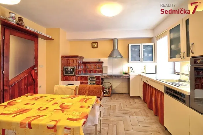 Prodej rodinného domu, Věcov, 318 m2