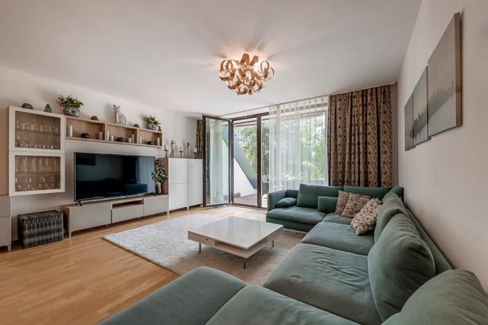 Prodej bytu 6+kk a větší, Praha - Žižkov, Ke kapslovně, 226 m2