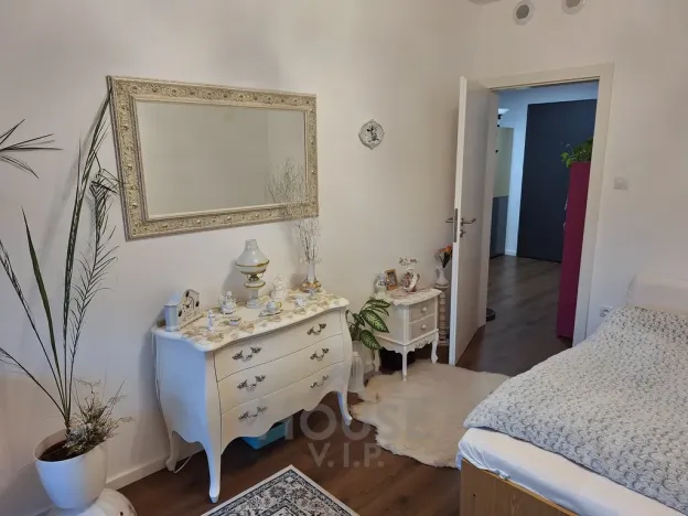 Prodej bytu 2+kk, Praha - Vysočany, Spojovací, 64 m2