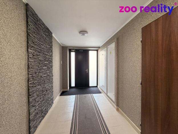 Pronájem bytu 2+kk, Chomutov, Maxima Gorkého, 45 m2