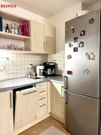 Pronájem bytu 2+kk, Karlovy Vary, Jateční, 49 m2