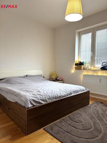 Pronájem bytu 2+kk, Karlovy Vary, Jateční, 49 m2