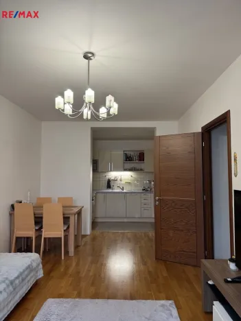 Pronájem bytu 2+kk, Karlovy Vary, Jateční, 49 m2