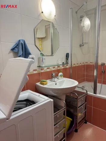 Pronájem bytu 2+kk, Karlovy Vary, Jateční, 49 m2