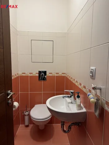 Pronájem bytu 2+kk, Karlovy Vary, Jateční, 49 m2