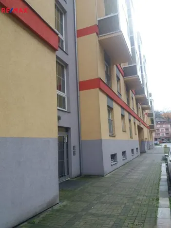 Pronájem bytu 2+kk, Karlovy Vary, Jateční, 49 m2