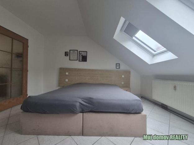 Pronájem bytu 2+kk, Praha - Smíchov, U Santošky, 50 m2