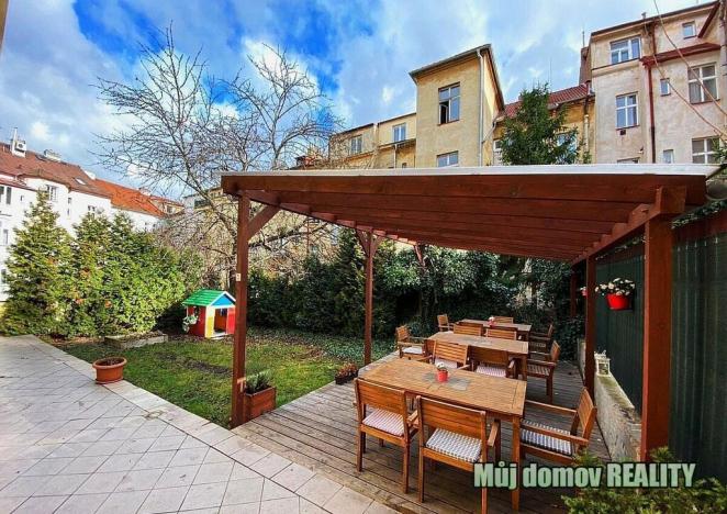 Pronájem bytu 2+kk, Praha - Smíchov, U Santošky, 50 m2