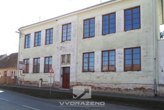 Prodej rodinného domu, Dolní Kounice, Hlavní, 400 m2