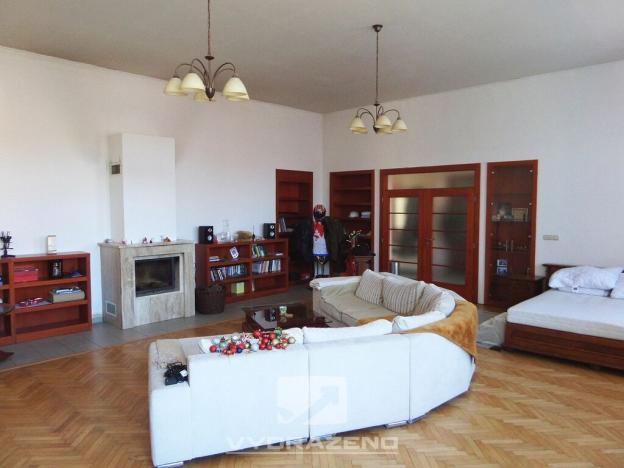 Prodej rodinného domu, Dolní Kounice, Hlavní, 400 m2