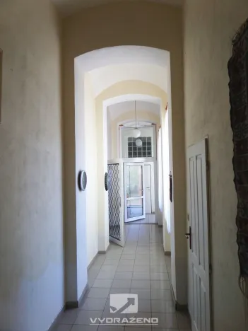 Prodej rodinného domu, Dolní Kounice, Hlavní, 400 m2