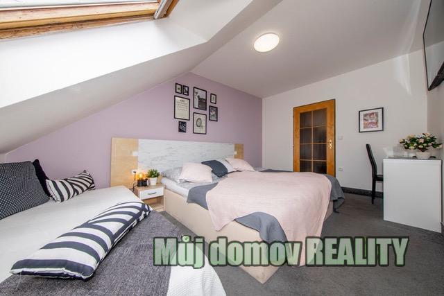 Pronájem bytu 2+kk, Praha - Smíchov, U Santošky, 50 m2