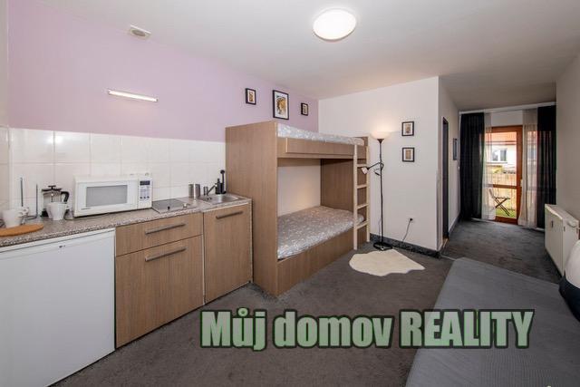 Pronájem bytu 2+kk, Praha - Smíchov, U Santošky, 50 m2