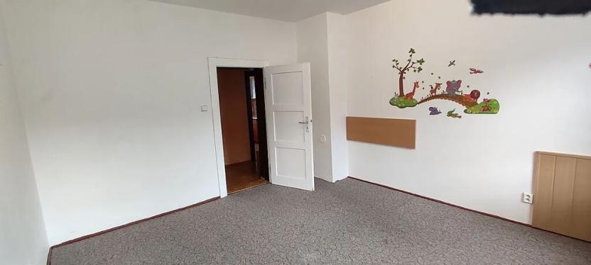 Prodej bytu 3+1, Cheb, Obětí nacismu, 67 m2