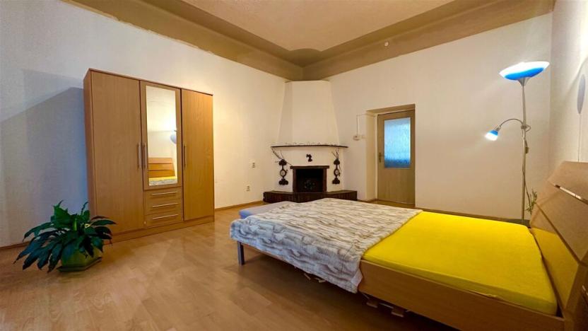 Prodej bytu 3+1, Cheb, Valdštejnova, 82 m2