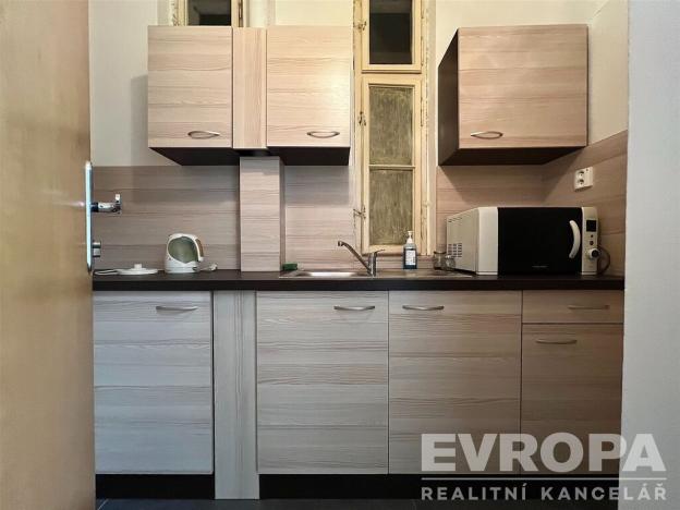 Pronájem kanceláře, Praha - Holešovice, Jablonského, 21 m2