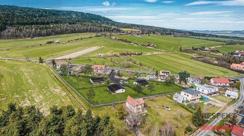 Prodej pozemku pro bydlení, Běštín, 1553 m2