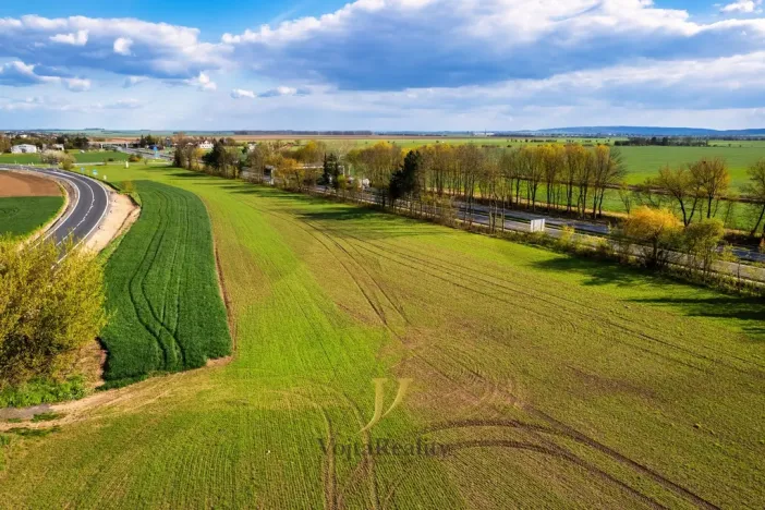 Prodej komerčního pozemku, Litovel - Unčovice, 5727 m2