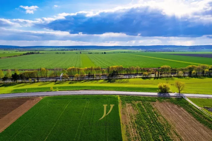 Prodej komerčního pozemku, Litovel - Unčovice, 5727 m2