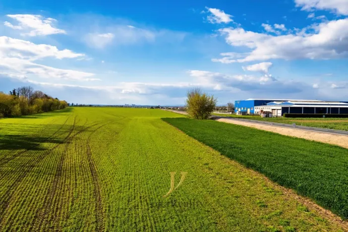 Prodej komerčního pozemku, Litovel - Unčovice, 5727 m2