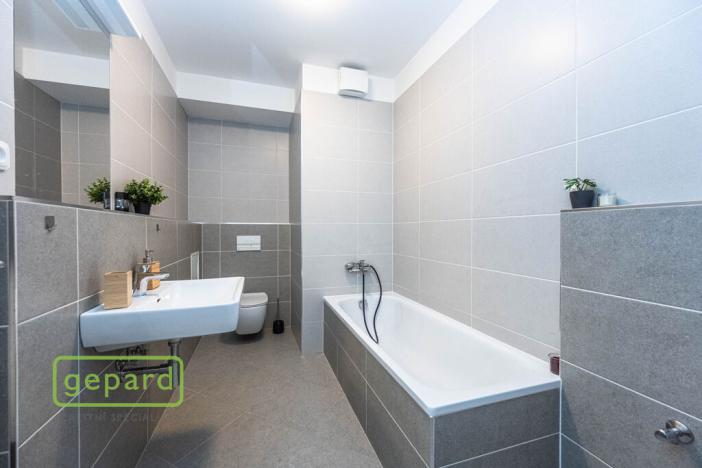 Pronájem bytu 2+kk, Praha, Huppnerova, 53 m2