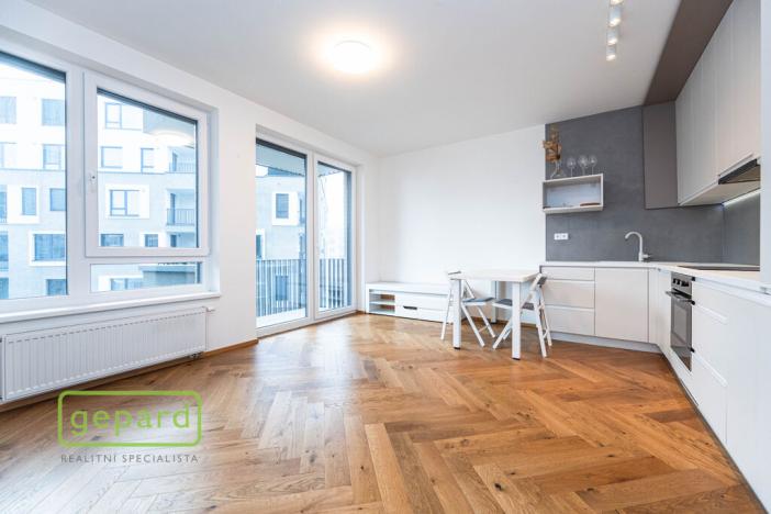 Pronájem bytu 2+kk, Praha, Huppnerova, 53 m2