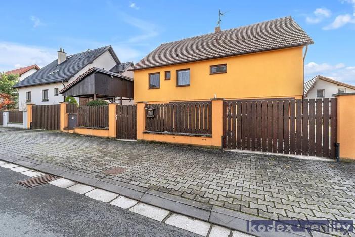 Prodej rodinného domu, Hradec Králové, U Jednoty, 300 m2