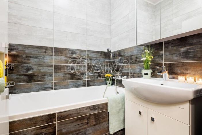 Prodej bytu 3+1, Praha, 75 m2